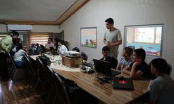 Çocuklar Büyükşehir’in Kodlama ve Yapay Zekâ Atölyesinde