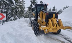 Kırsalda Kar Seferberliği; Büyükşehir Ekipleri 7/24 Sahada