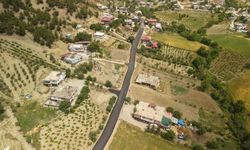 Büyükşehir, Bulutoğlu’nun 4 Kilometrelik Ana Yolunu Sıcak Asfaltla Buluşturuyor