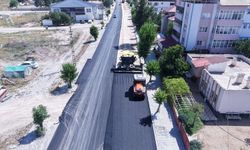 Büyükşehir, Elbistan’daki Tepebaşı Caddesi’nde Asfalt Mesaisine Başladı