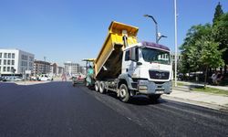 Büyükşehir, Zübeyde Hanım’da İkinci Etaba Başladı; Son Kat Asfalt Seriliyor