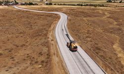 AFŞİN KIRSALINDA ULAŞIMI İYİLEŞTİREN YOL ÇALIŞMASI