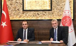 HÜKÜMLÜLERİN TOPLUMA KAZANDIRILMASINA YÖNELİK ÖRNEK PROJEDE İMZALAR ATILDI
