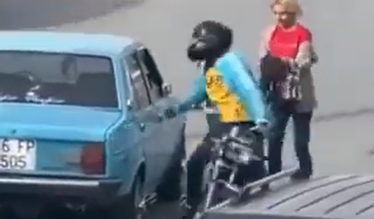 KAHRAMANMARAŞ’TA TRAFİK TARTIŞMASI: METAL ÇUBUKLA SALDIRDI!