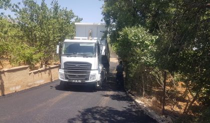 DULKADİROĞLU, AYAKLICAOLUK’U ASFALTLIYOR