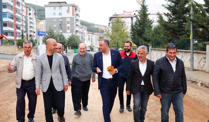 ONİKİŞUBAT’TA BİR MAHALLEYE 45 MİLYONLUK ASFALT