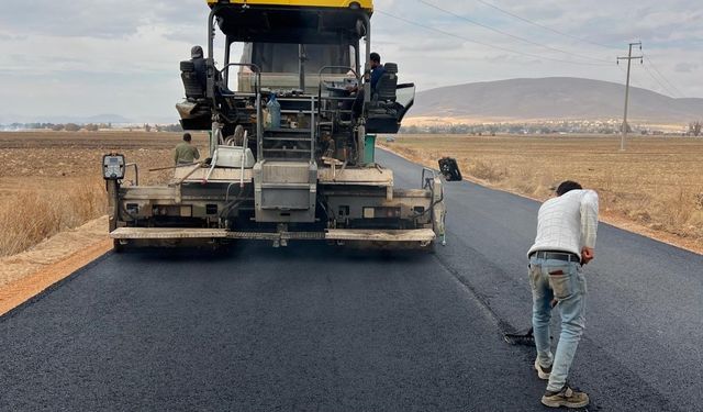 Elbistan’da Doğanköy Yolu Yenilendi