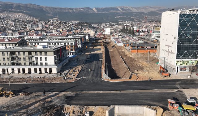 Azerbaycan Mahallesi’nde Yol Yapım Çalışmaları Devam Ediyor