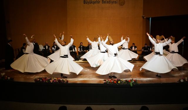 Sema Mukabelesi ve Tasavvuf Musikisi Gönülleri Mest Etti