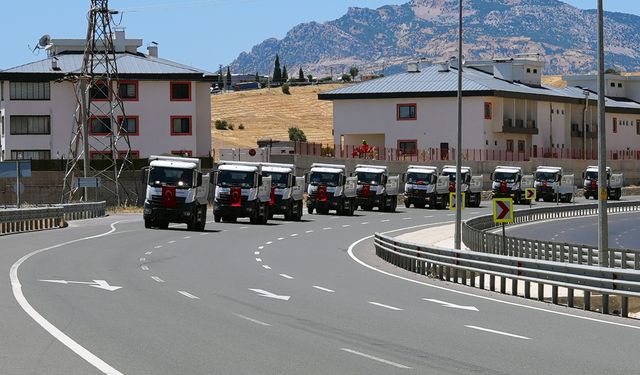 Büyükşehir Filosuna Taze Kan; Yeni Araçlar Hizmete Başladı