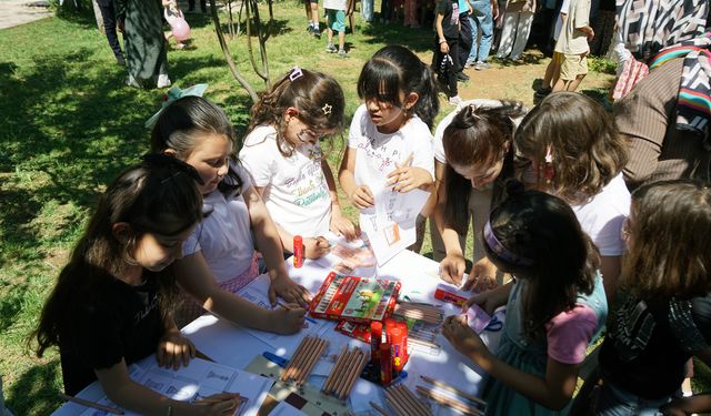 KAÇSAM’da Sanatla Büyüyen Çocukların Mezuniyet Coşkusu