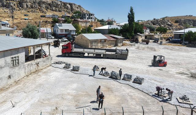 Elbistan’ın Dört Bir Yanında Daha İyi Ulaşım İçin Büyükşehir Sahada