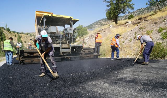 Büyükşehir’den Göksun Kırsalına 12 Milyonluk Yol Yatırımı Daha