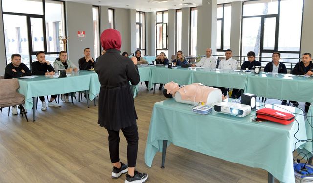 Büyükşehir, Personelin İlk Yardım Yetkinliğini Güçlendiriyor
