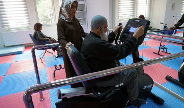 Büyükşehir Aktif Yaşam Merkezi’nde Sağlık, Eğitim ve Destek Bir Arada