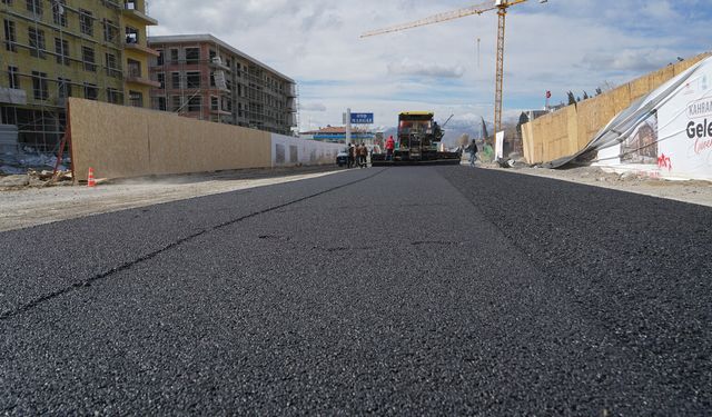Büyükşehir’den Ali Sezal Bulvarı’na Asfalt