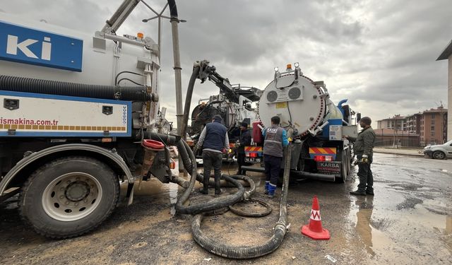 KASKİ’den Sağanak Yağış Öncesi Yoğun Mesai