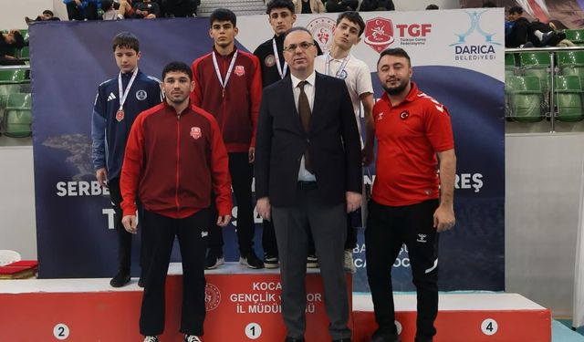 Büyükşehir’in Pehlivanları, Türkiye Güreş Şampiyonası’nda Kürsüde