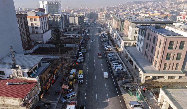 Şehrin Yolları Bir Bir Yenileniyor