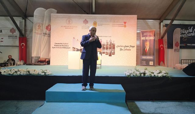 Nurullah Genç, Ramazan Akşamını Şiirleriyle Süsledi