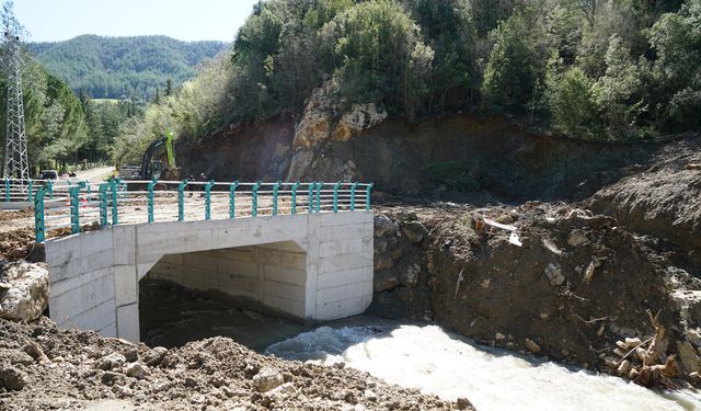 Andırın Kırsalında Ulaşıma Güç Katacak Yeni Köprü