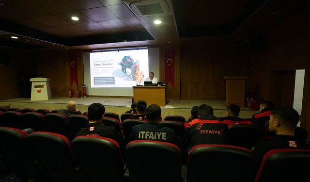İtfaiye Personeline Kapsamlı İş Güvenliği Eğitimi
