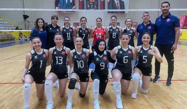 Büyükşehir Belediyespor Kadın Voleybol Takımı 2. Lig’e Yükseldi
