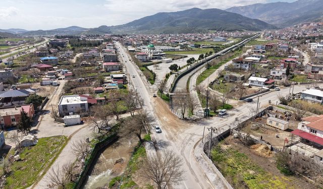 Büyükşehir’den Türkoğlu Şekeroba’nın Ulaşım Altyapısına Güçlü Dokunuş