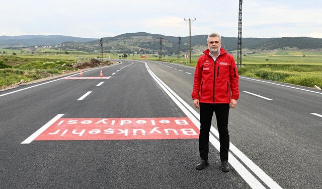 Şehir Tarihinin En Büyük Asfalt Seferberliği Tüm Hızıyla Sürüyor