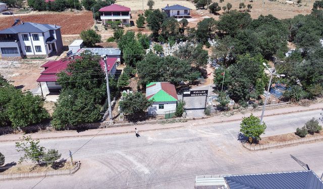 Büyükşehir’den Nurhak’ta Mezarlık Düzenlemesi