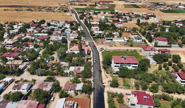 BÜYÜKŞEHİR’DEN AFŞİN’DE ULAŞIMI İYİLEŞTİRECEK BİR ASFALT YATIRIMI DAHA