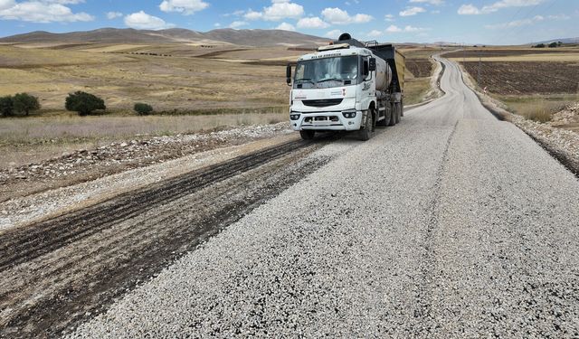 ELBİSTAN KIRSALINDA ULAŞIM GÜÇLENİYOR
