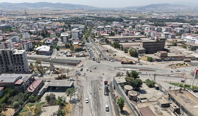TEVFİK KADIOĞLU KAVŞAĞINDA ULAŞIMI RAHATLATACAK DÜZENLEME