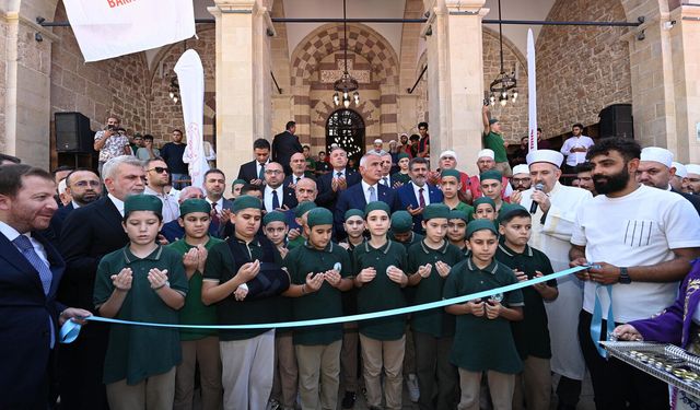 ASIRLIK 5 CAMİİ RESTORASYONUN ARDINDAN YENİDEN İBADETE AÇILDI