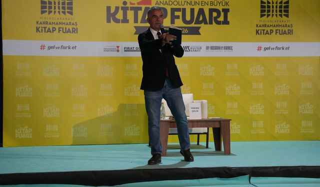 USTA GAZETECİ HAKAN ÇELİK, KİTAP FUARI’NDA GENÇLERE SESLENDİ