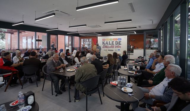 YAŞLILARA SAZLI SÖZLÜ KALE EĞLENCESİ