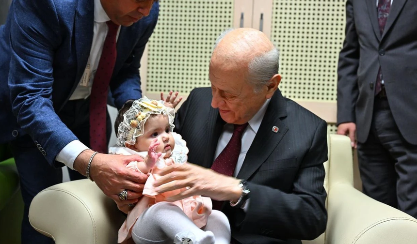 KAHRAMANMARAŞLI ‘UMAY’ BEBEK DEVLET BAHÇELİ’YE MİSAFİR OLDU!