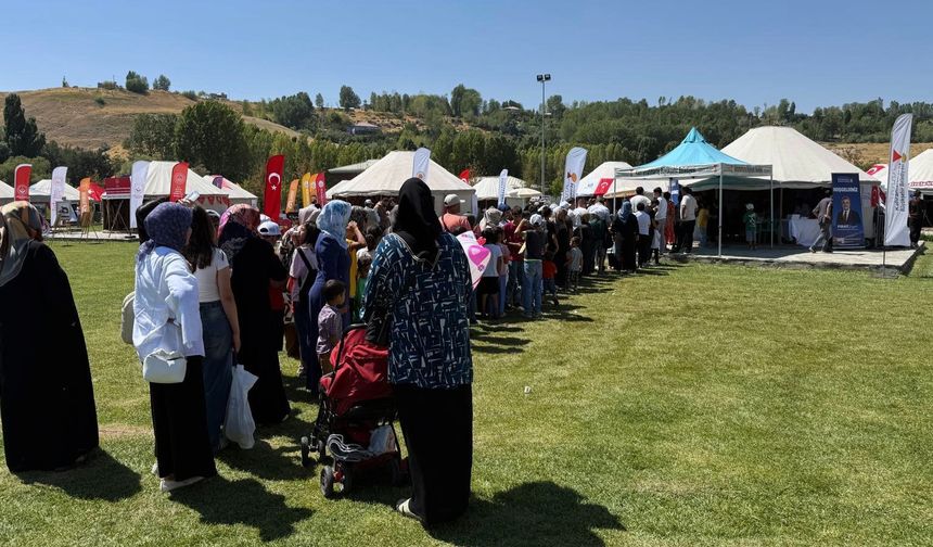 Kahramanmaraş’ın Lezzetleri ve El Sanatları Malazgirt Kutlamalarına Damga Vurdu