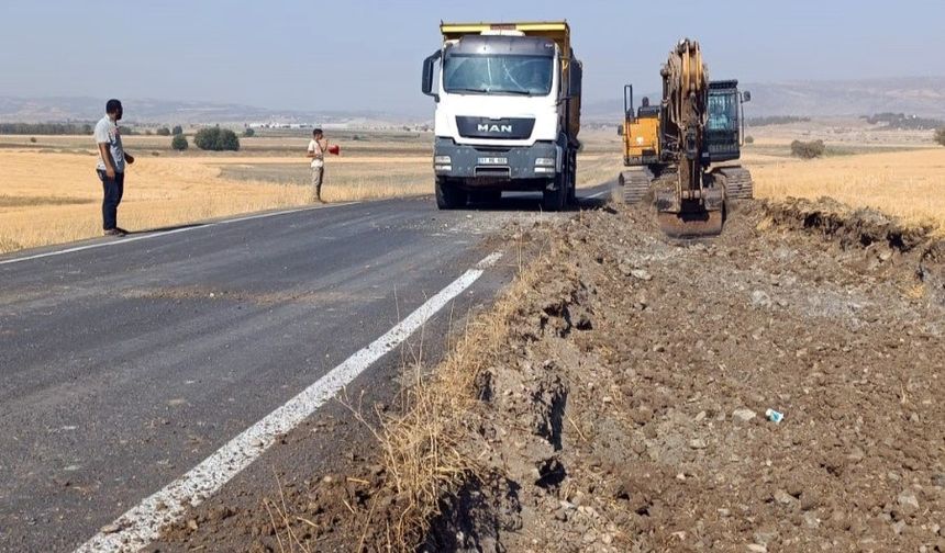Büyükşehir’den Maksutuşağı’na Konforlu Ulaşım; Yolun Genişliği 2 Katına Çıkarılıyor