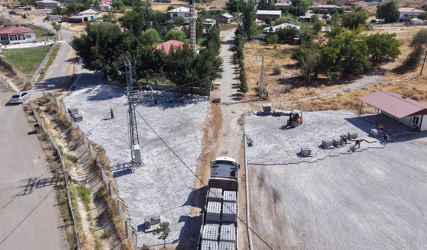 Büyükşehir’den Afşin’de Parke Çalışması
