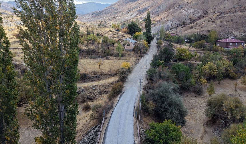 Büyükşehir, Elbistan Kırsalında 11 Kilometrelik Güzergahın Daha Ulaşımını İyileştirdi