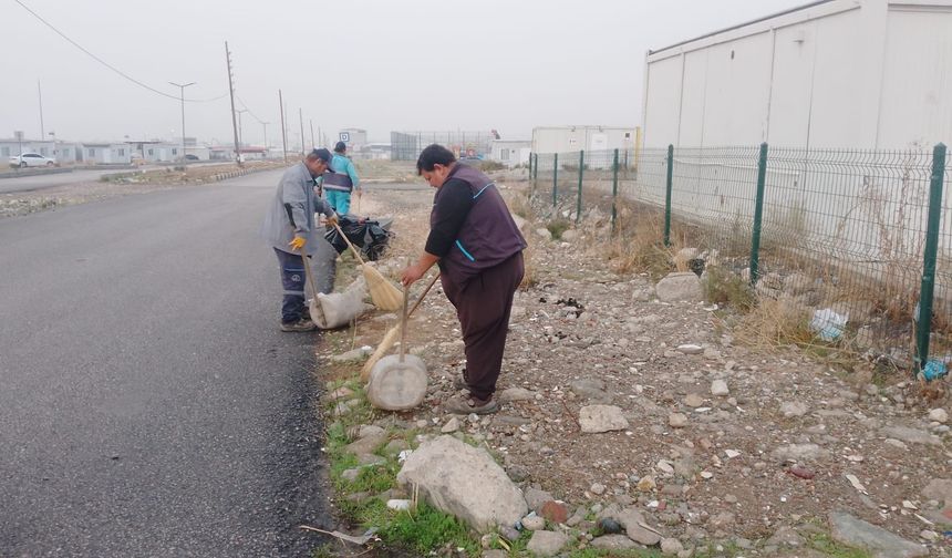 DULKADİROĞLU’NDA KIŞ TEMİZLİĞİ