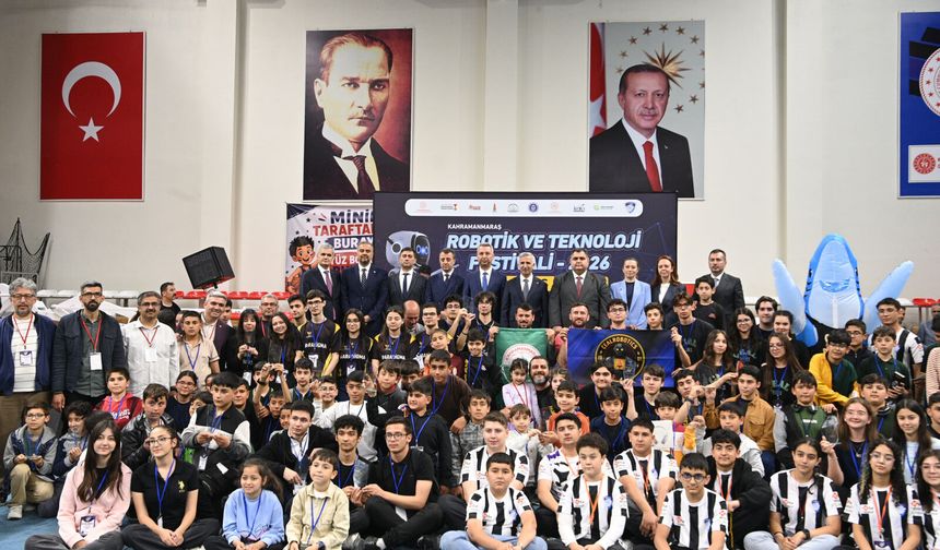 Teknoloji Tutkunu Gençler Robotik Festivalinde Buluştu