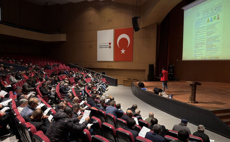 Büyükşehir’den Saha Personellerine İş Sağlığı ve Güvenliği Eğitimi