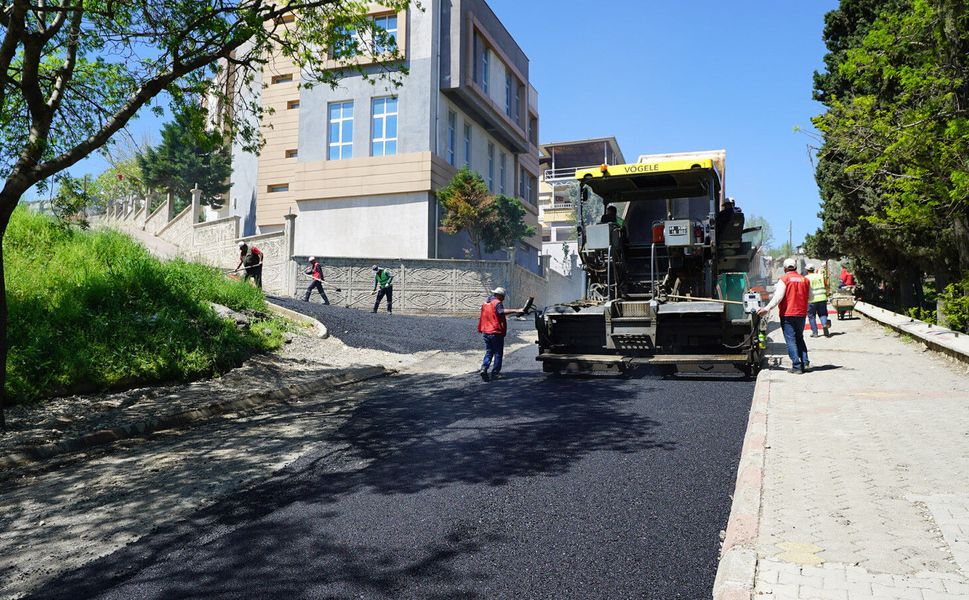 Büyükşehir Yol Yatırımlarını Sürdürüyor
