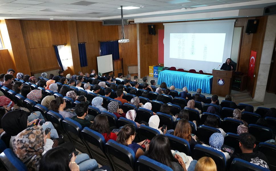 Büyükşehirden Üniversite Gençliğine Sıfır Atık Eğitimi