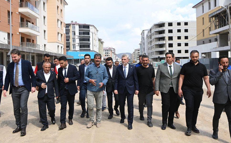 Başkan Görgel, “Elbistan’a 500 Milyon TL’lik Yol Yatırımı Kazandırıyoruz”