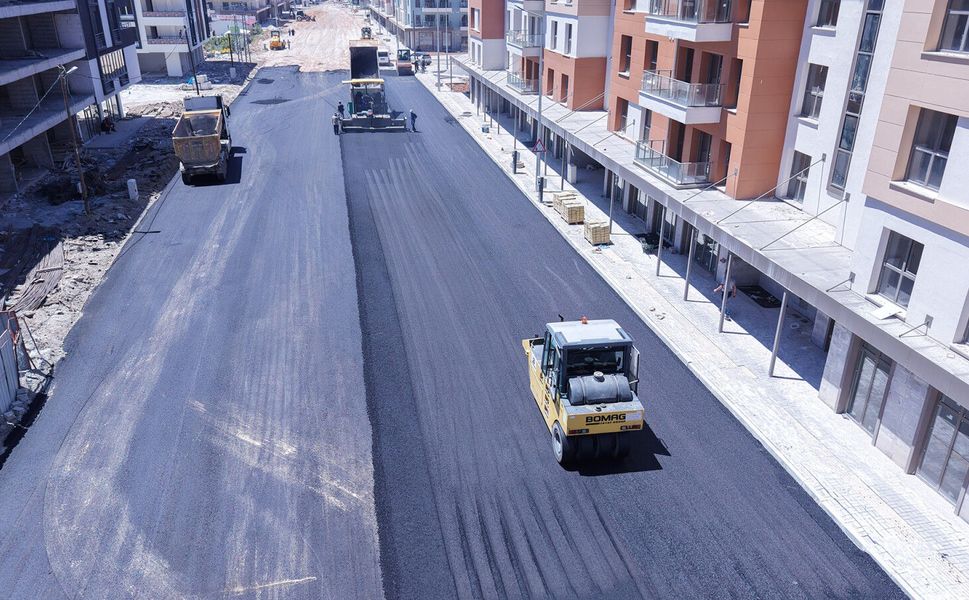 Büyükşehir, Elbistan Hacı Esat Efendi Caddesi’nde Kapsamlı Dönüşümü Başlattı
