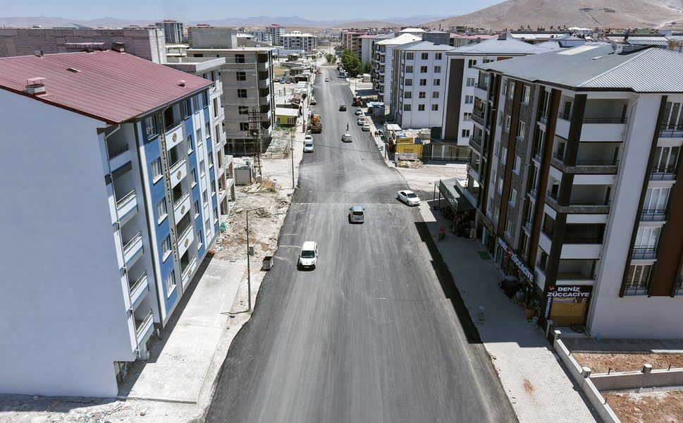 Büyükşehir, Elbistan Hacı Esat Efendi Caddesi’nde İlk Etabı Tamamladı