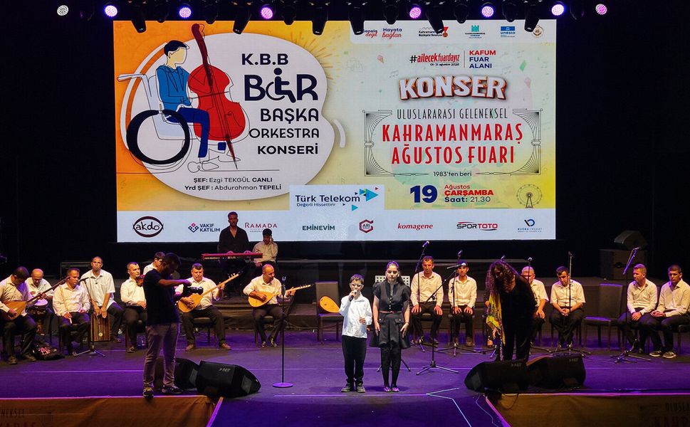 MEHMET KALALI VE BİR BAŞKA ORKESTRA’DAN AĞUSTOS FUARI’NDA MÜZİK ŞÖLENİ